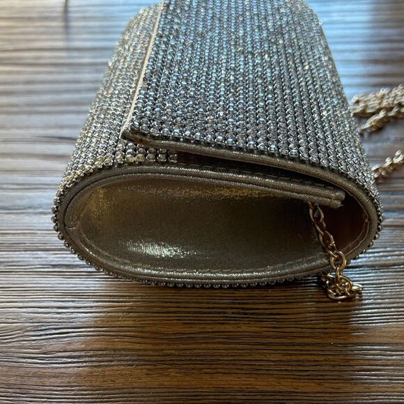 Sparkling Rhinestone Gold Clutch With Gold Chain - Picture 6 of 10